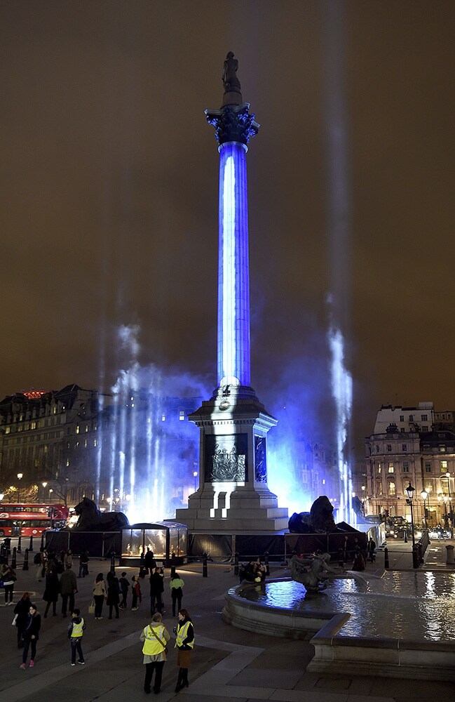 Nelson’s Column at London’s Trafalgar Square was made to appear as a lightsaber during the promotion of Star Wars: The Force Awakens in 2015.
