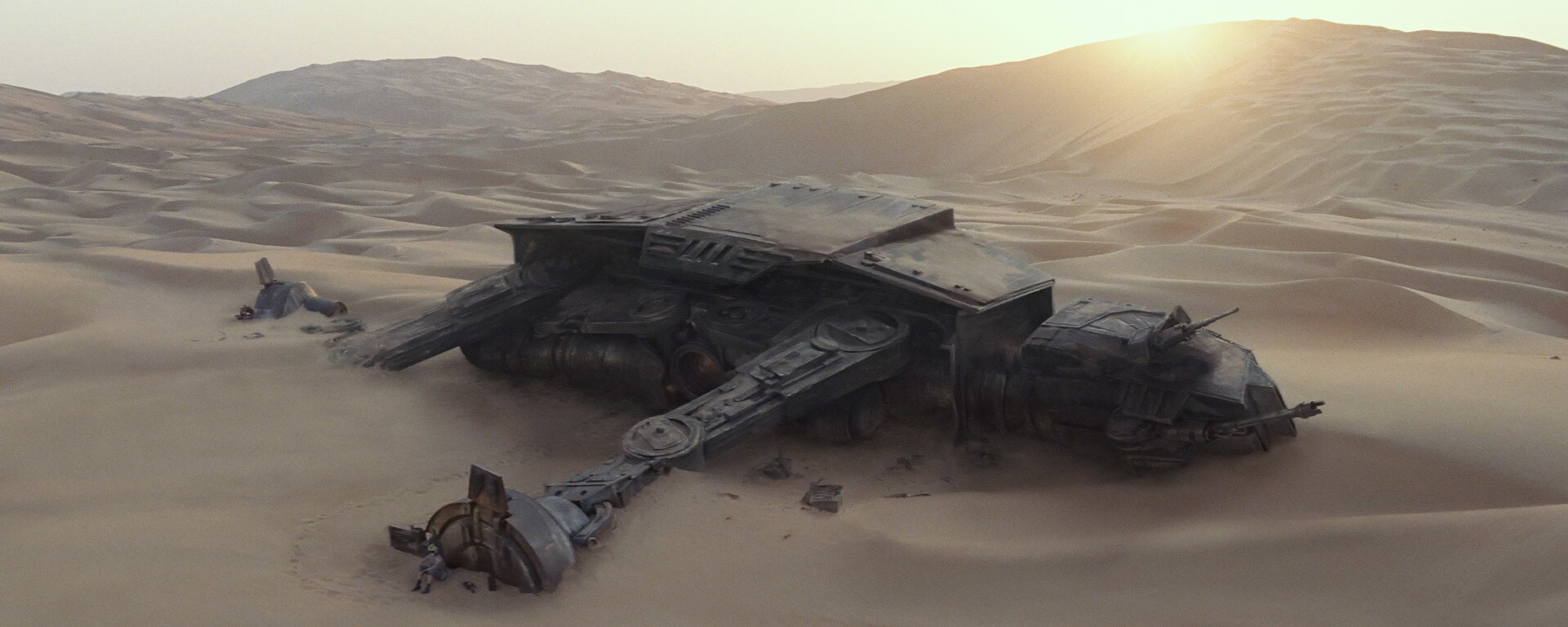 Fallen AT-AT walker on Jakku.