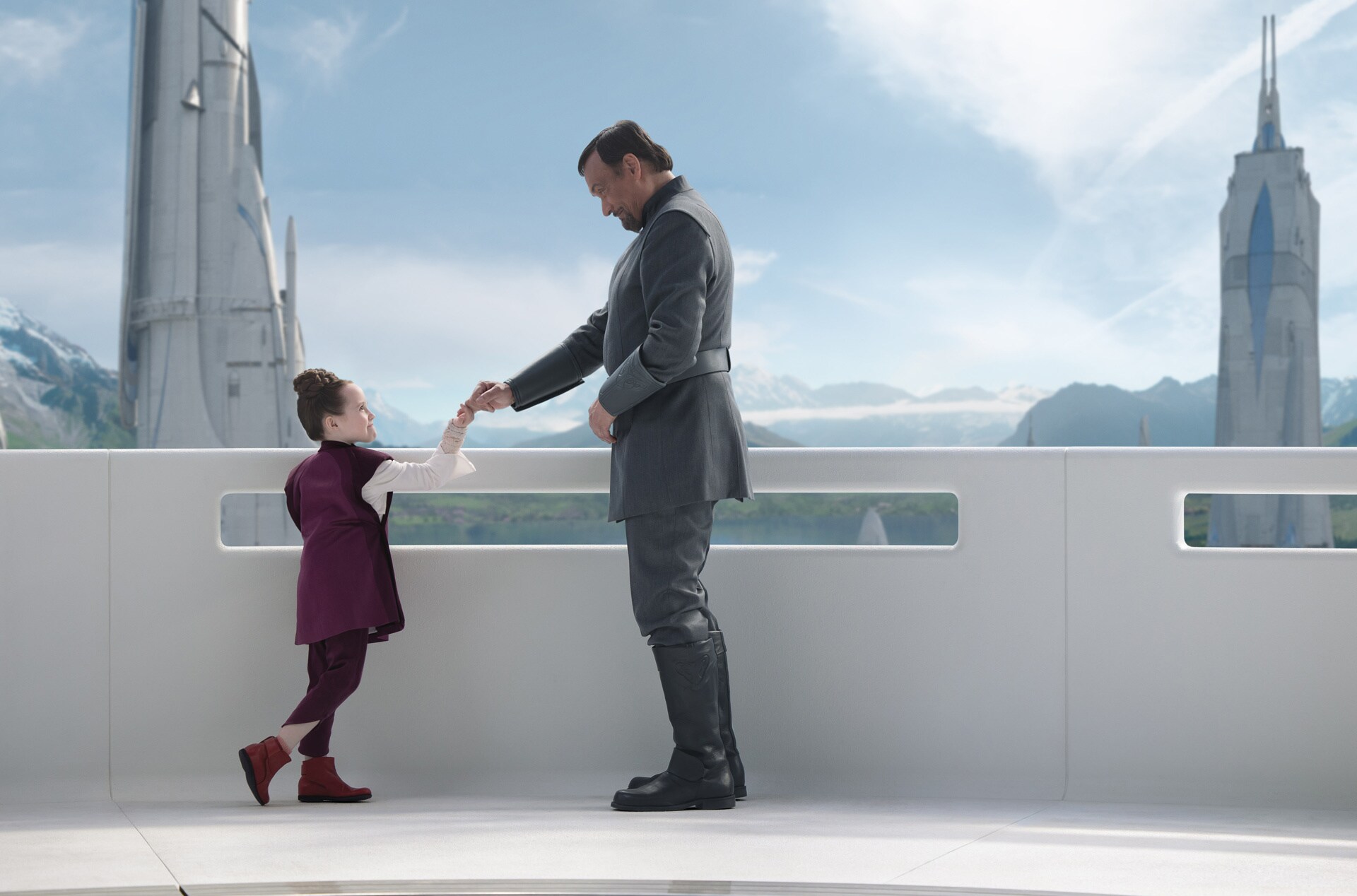 Bail Organa and Leia Organa in Star Wars: Obi-Wan Kenobi.