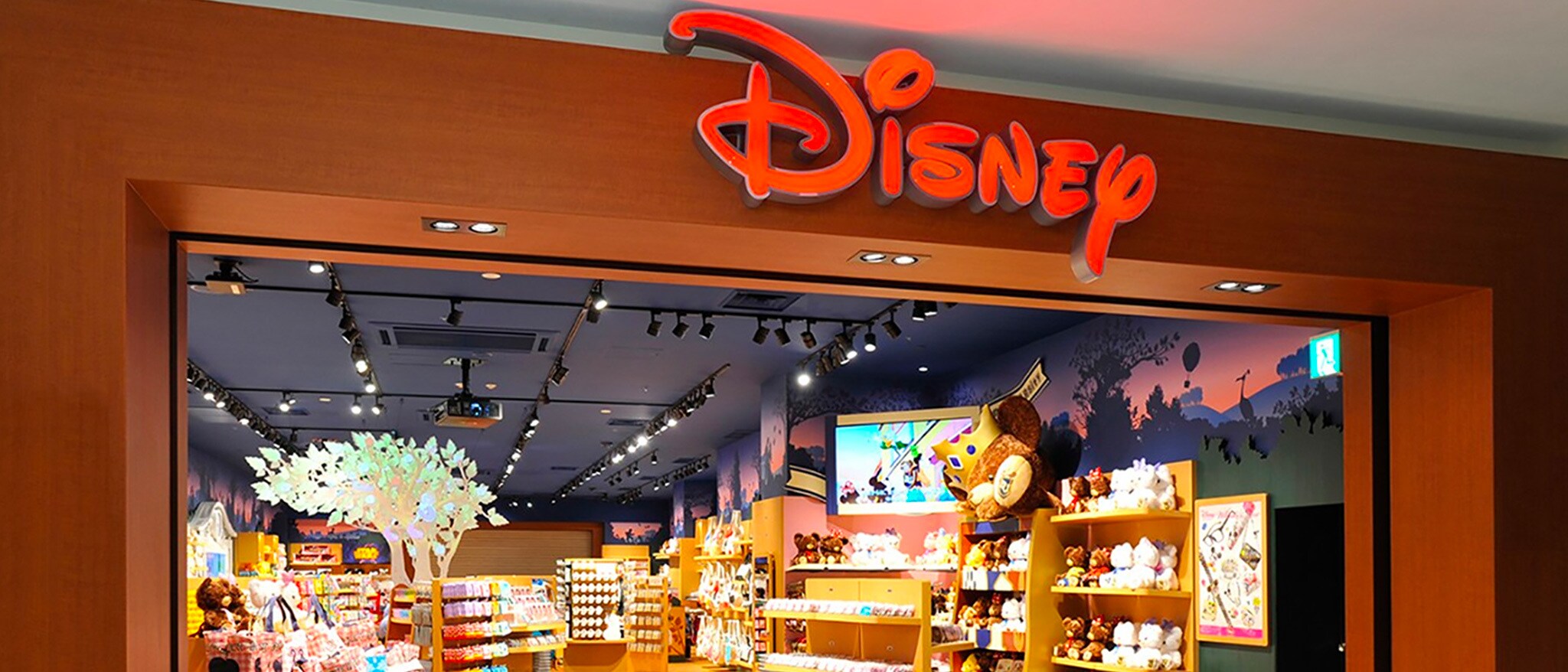 Disney FLAGSHIP TOKYO｜Store Info｜Disney Store｜Official Disney