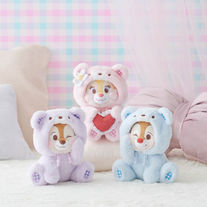 4月2日はチップとデールのお誕生日！ くまのパジャマに身をつつんだ