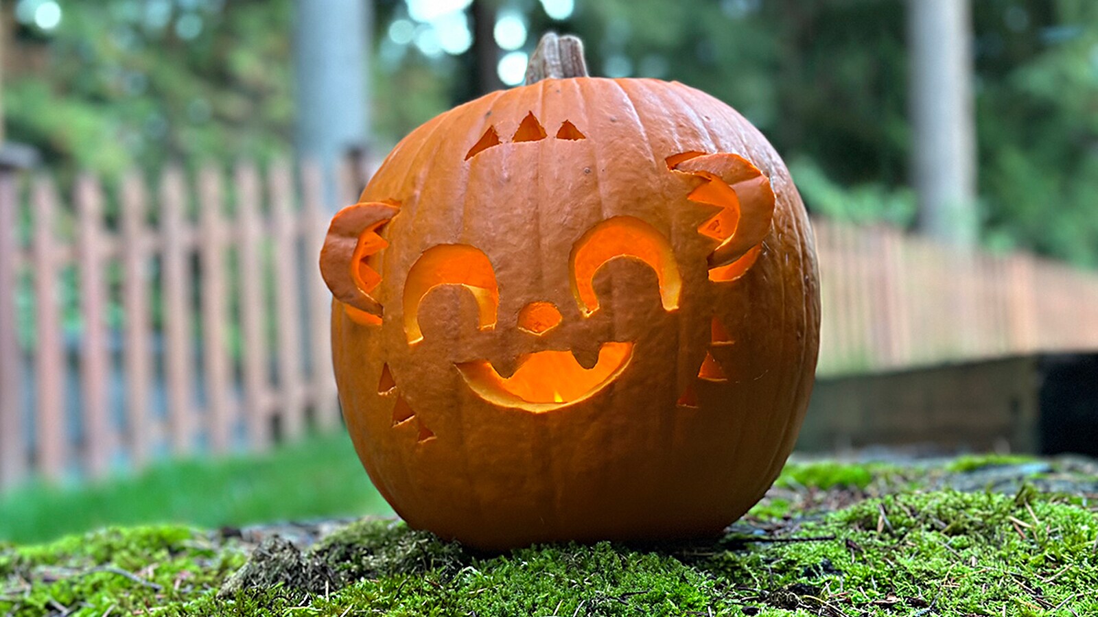 Decorate Your Doorstep with a Nubs-o’-lantern