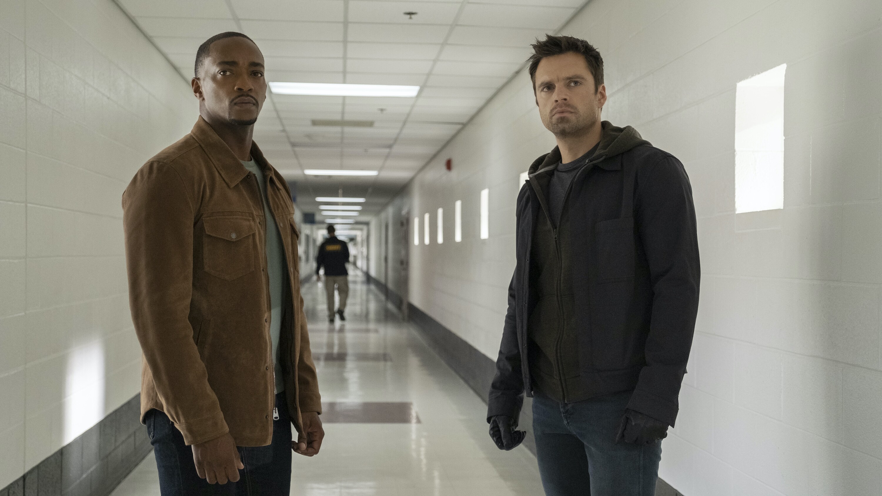 (L-R): Falcon/Sam Wilson (Anthony Mackie) and Winter Soldier/Bucky Barnes (Sebastian Stan) in Marvel Studios' THE FALCON AND THE WINTER SOLDIER exclusively on Disney+. Photo by Chuck Zlotnick. ©Marvel Studios 2020. All Rights Reserved.