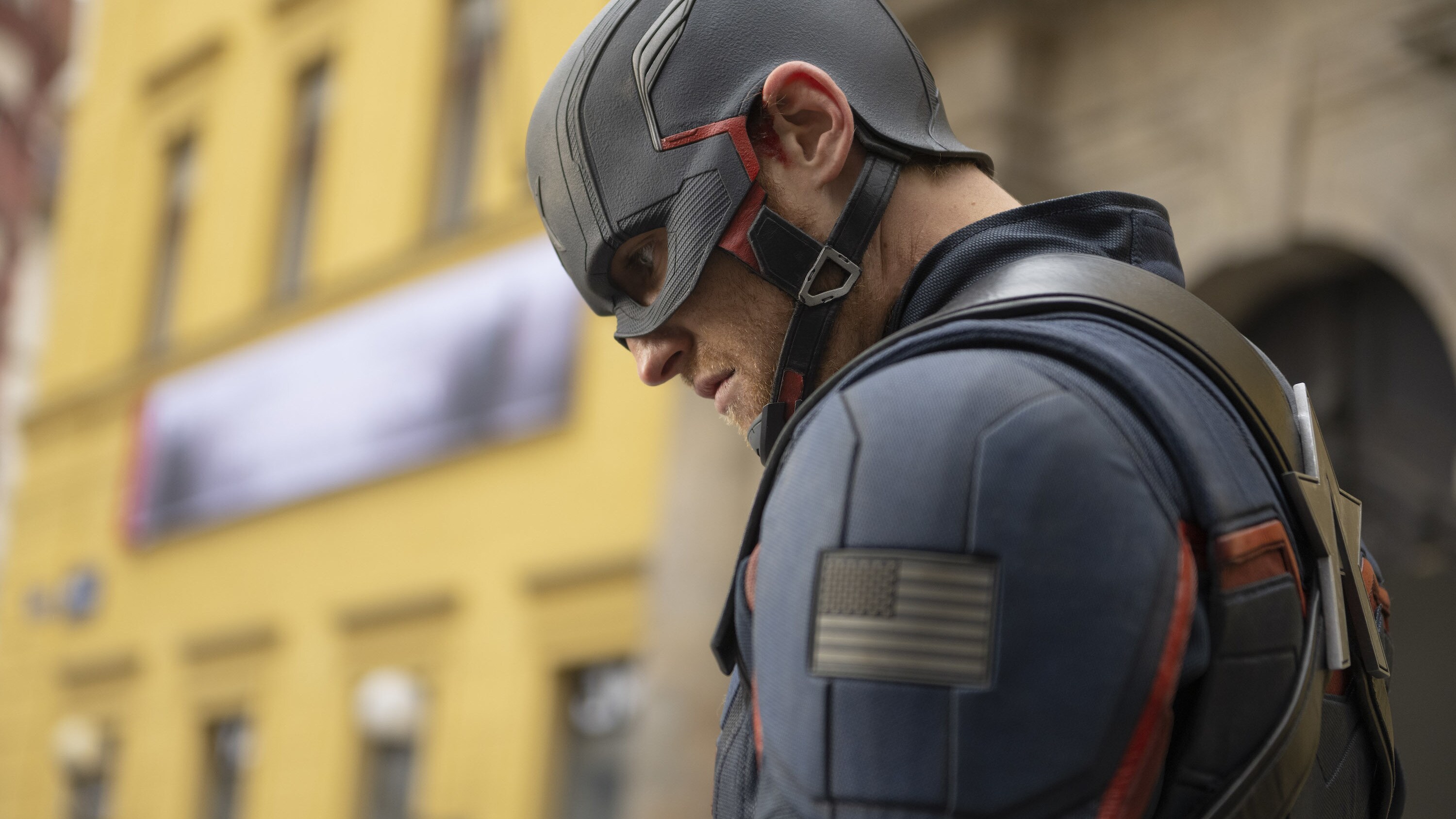 John Walker (Wyatt Russell) in Marvel Studios' THE FALCON AND THE WINTER SOLDIER exclusively on Disney+. Photo by Julie Vrabelová. ©Marvel Studios 2021. All Rights Reserved.