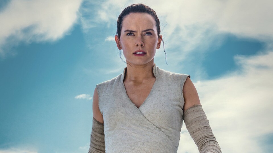 Rey from Star Wars walking