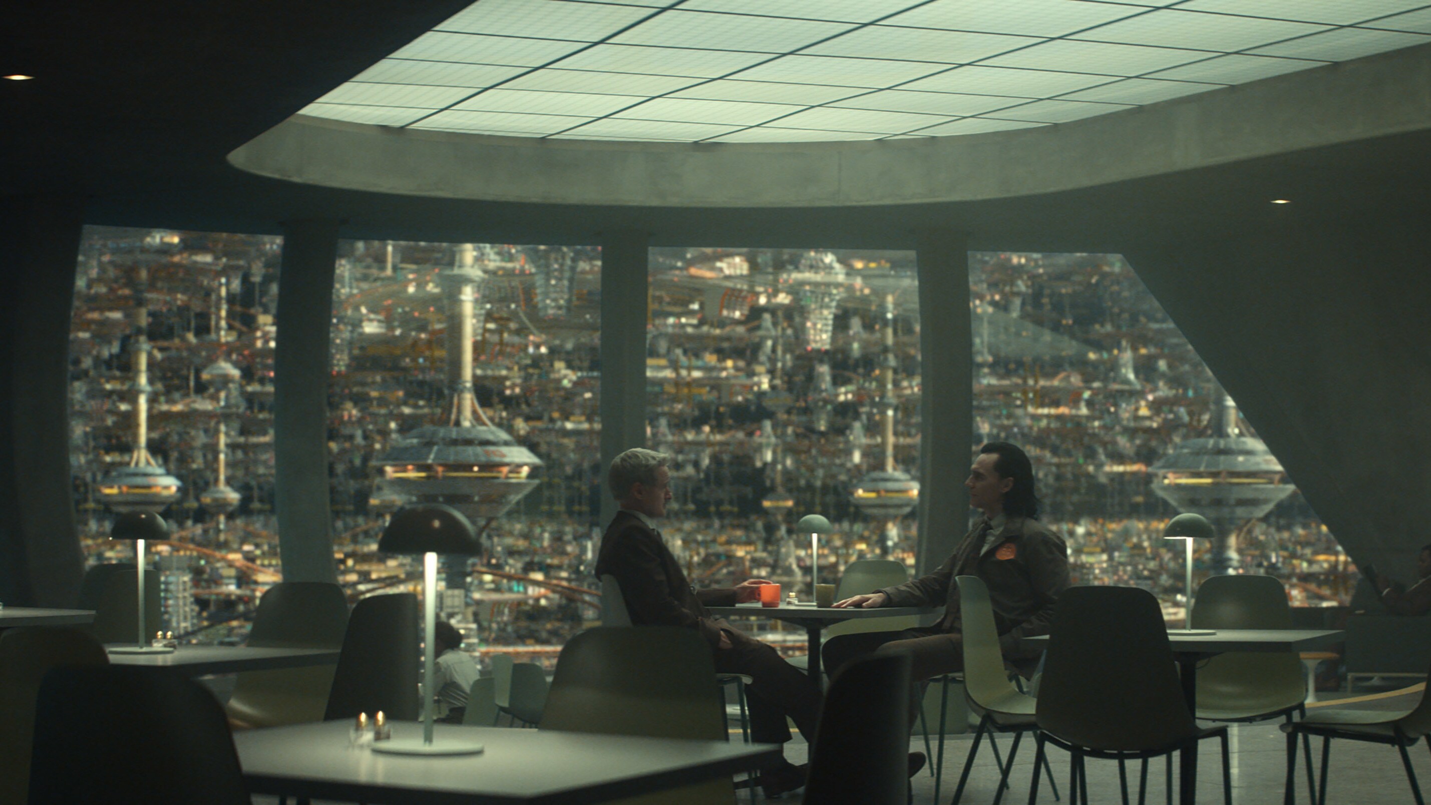 L-R): Mobius (Owen Wilson) and Loki (Tom Hiddleston) in Marvel Studios' LOKI, exclusively on Disney+. Photo courtesy of Marvel Studios. ©Marvel Studios 2021. All Rights Reserved.
