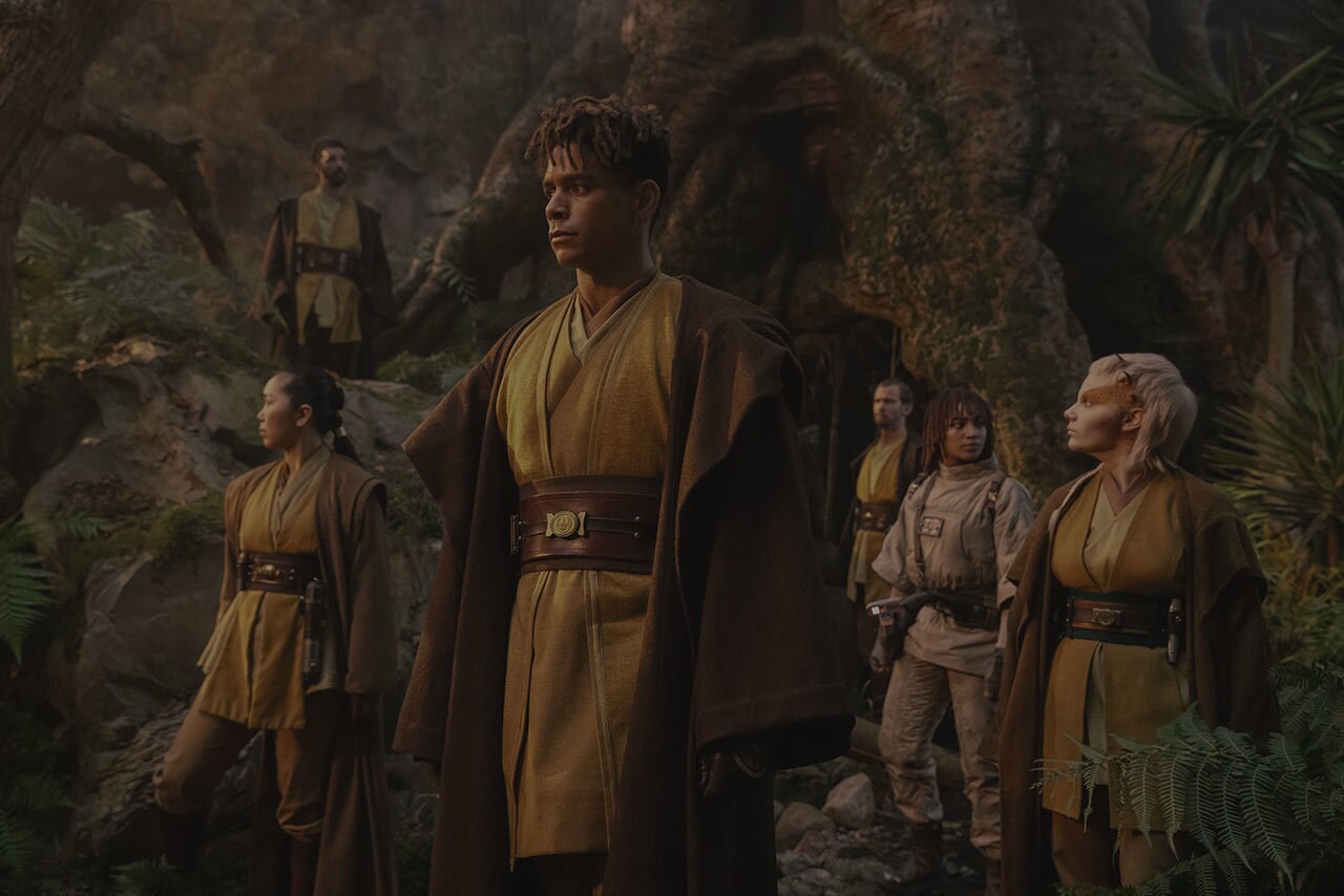 The Jedi enter the forest of Khofar
