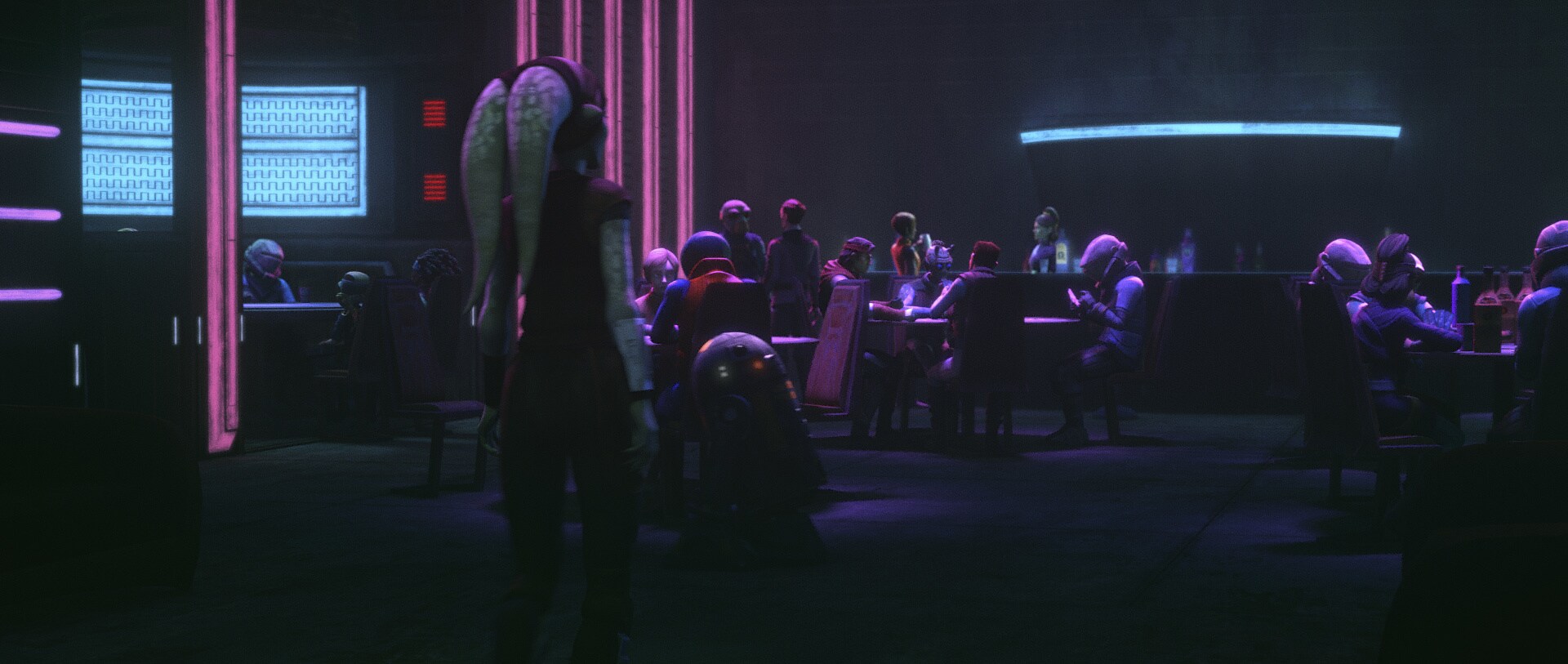 Inside a bustling cantina, Omega and Phee sit with a contact named Lanse Crowder. 