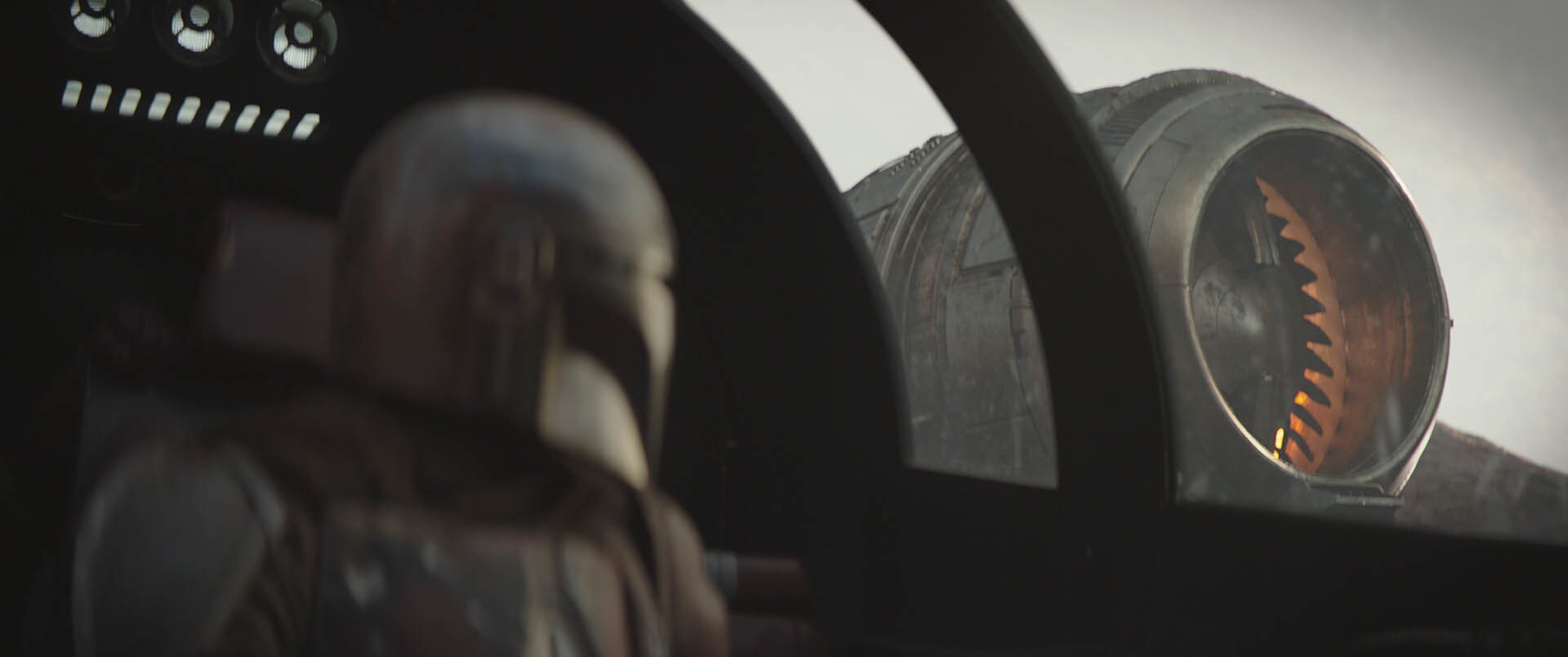 The Mandalorian returns to the Jawas and delivers the egg. True to their word, the Jawas return t...