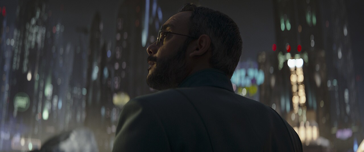 Dr. Pershing looking around at Coruscant