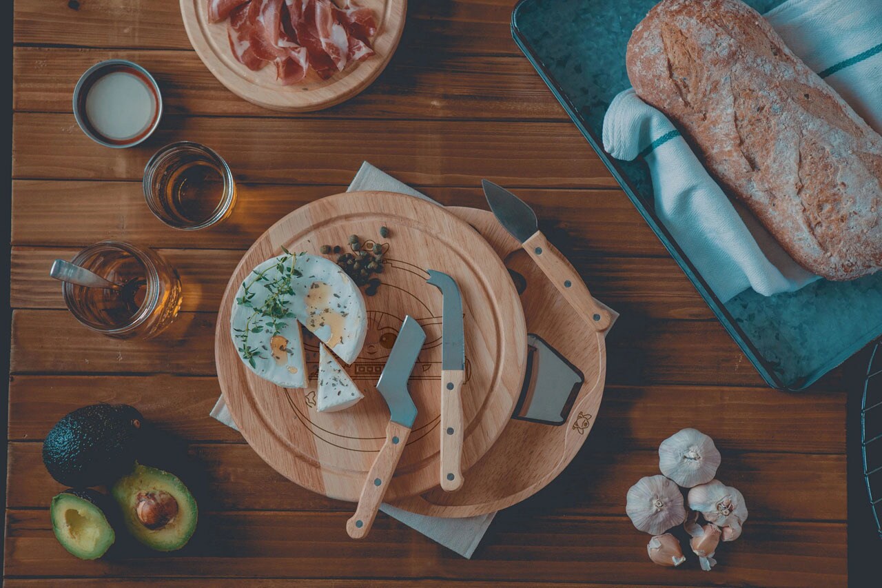 The Mandalorian Grogu Cheese Cutting Board and Tools Set by Toscana