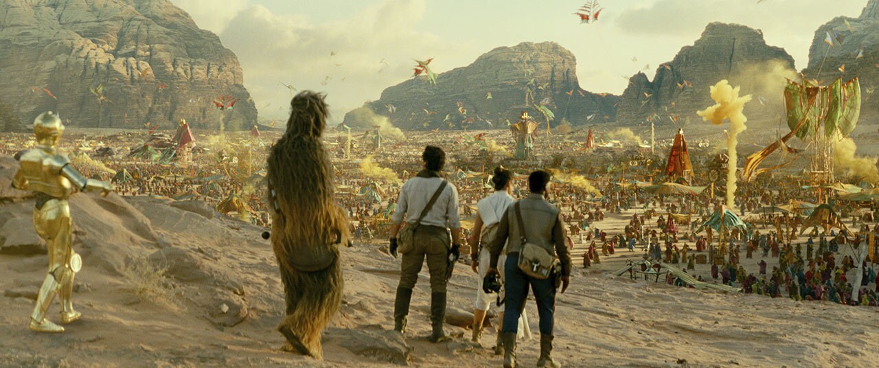 Finn and friends arrive on Pasaana, following Luke Skywalker's trail from years before. The Festi...