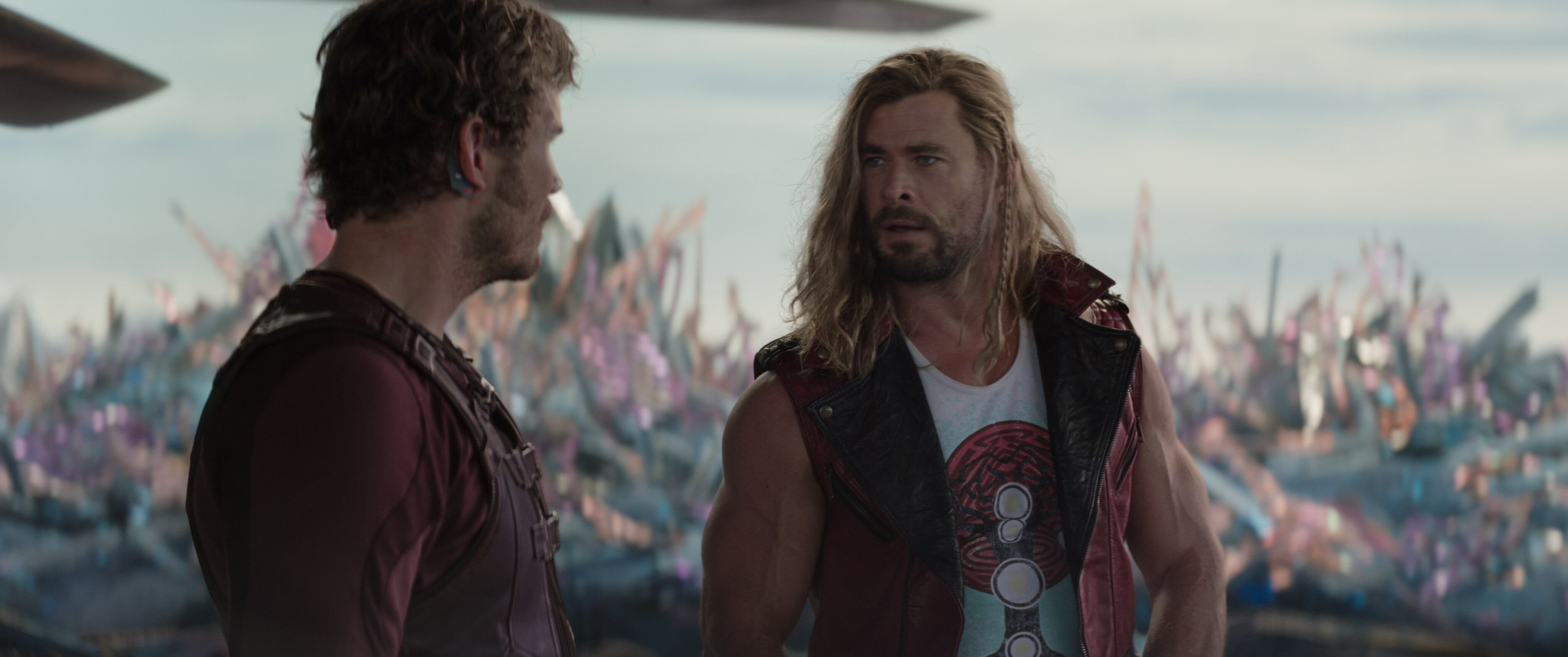 Filhos de Chris Hemsworth aparecem em Thor: Amor e Trovão: detalhes, Zappeando Filmes