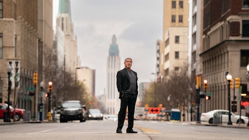 Gangster zesłany na prowincję – Sylvester Stallone w ,,Tulsa King” już w październiku w FX