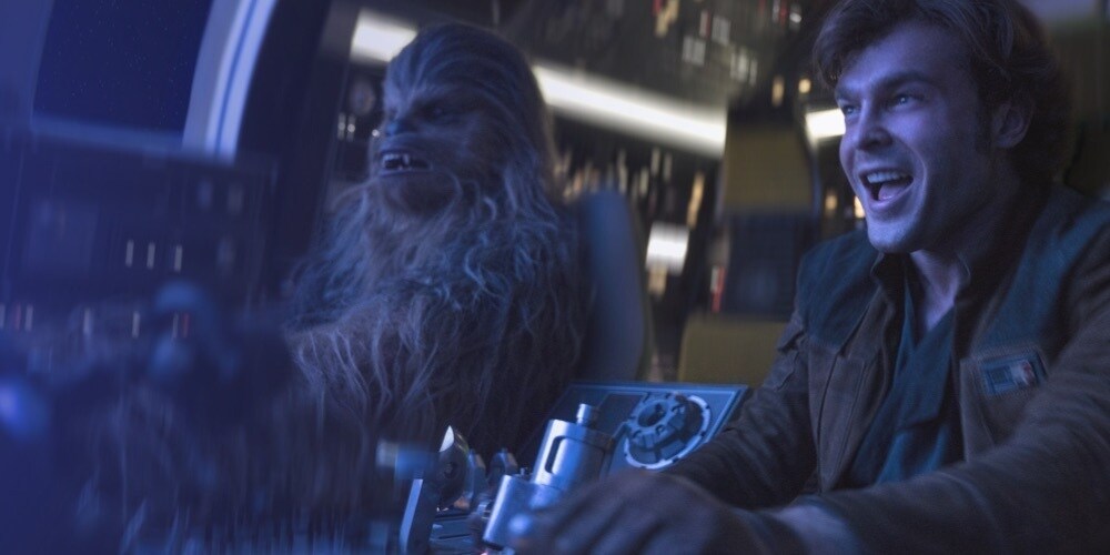 Han Solo en Chewbacca aan boord van de Millennium Falcon