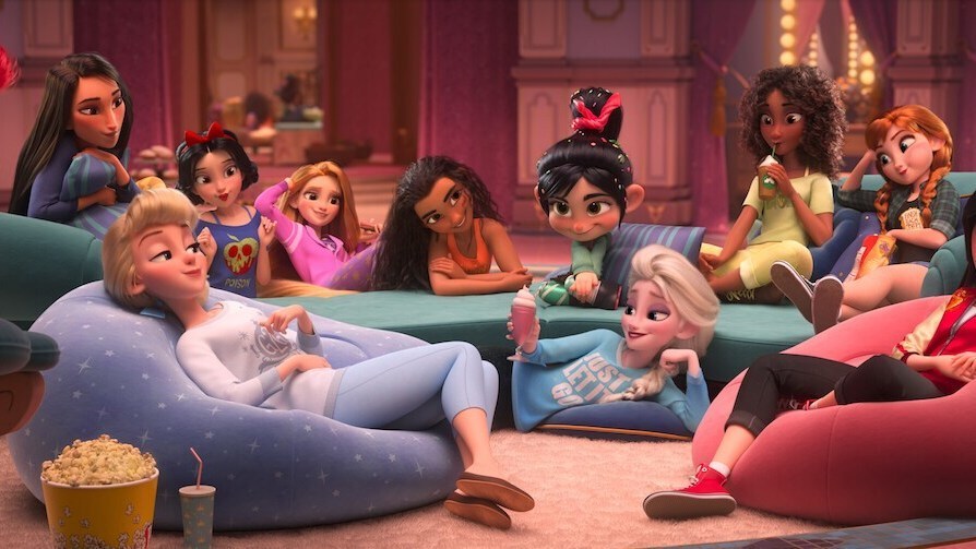 We're Obsessed With the Disney Princesses' Comfy New Looks in Ralph Breaks  the Internet | Disney News